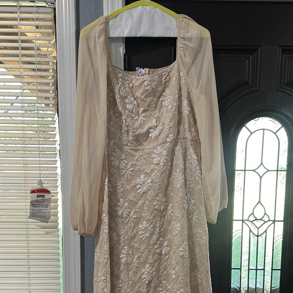 Elegant Beige Floral Dress with Sheer Sleeves